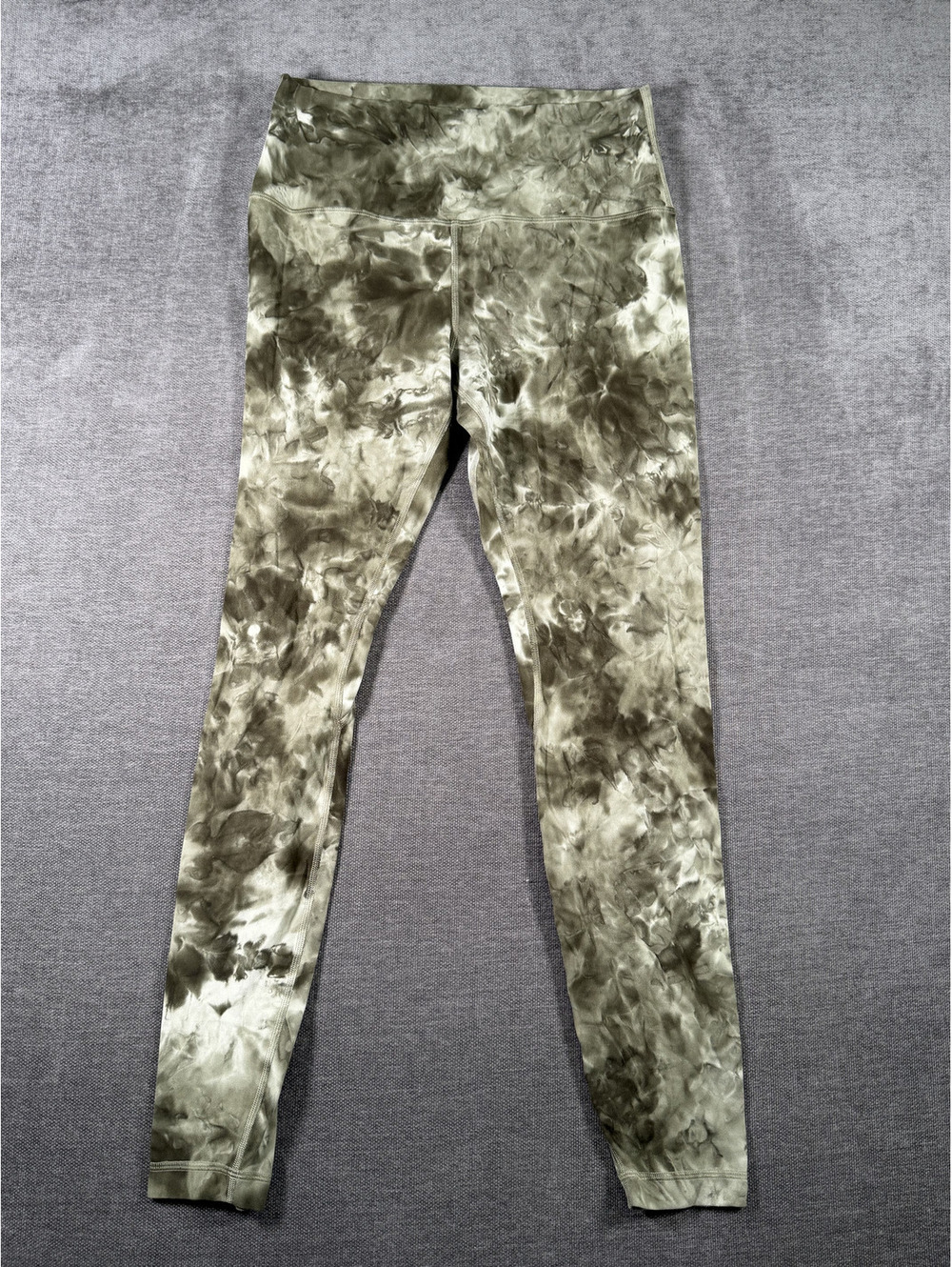 Lululemon Align High-Rise Dimond Dye Light Sage Medium Olive, Size 10